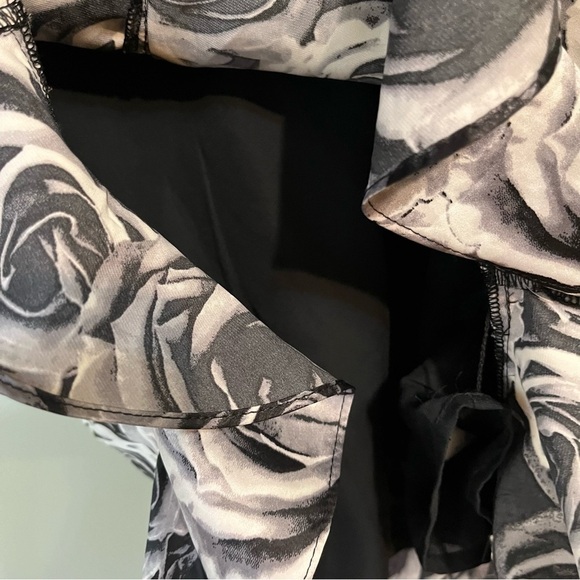 Kate Young Womens Black White Rose Print Ruffed Tiered Party Mini Dress Sz 6 NWT - Picture 7 of 14